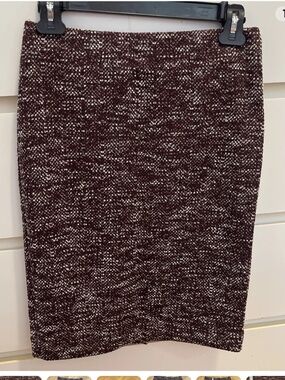 Ann Taylor Tweed burgundy skirt size xsp
